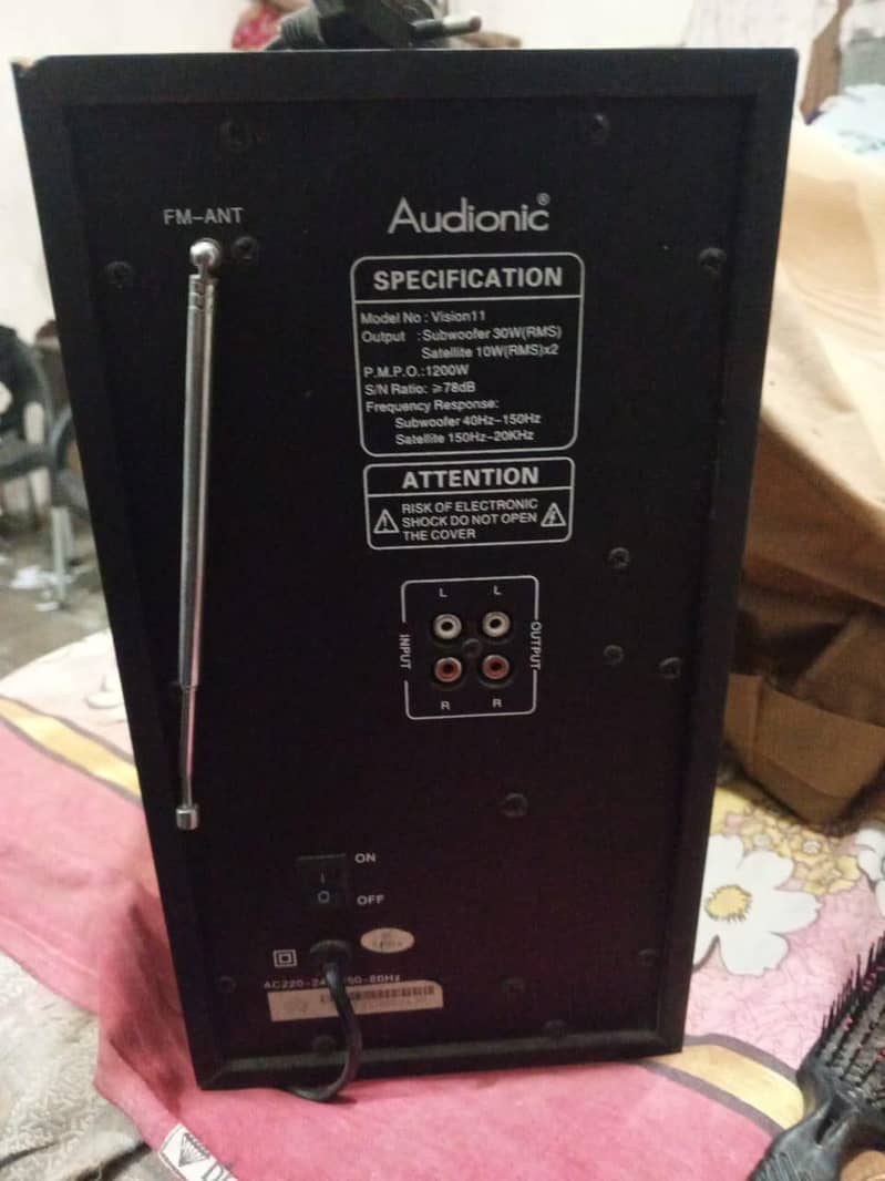 audionic sound system  3 pis 2