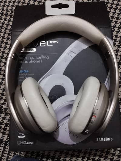 Samsung Level On PRO Wireless Noise Cancelling Headphones