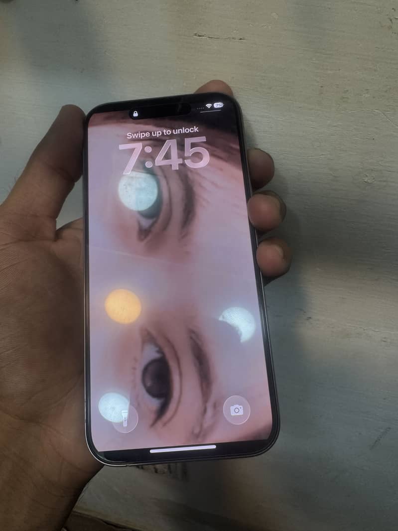 Iphone 15 pro 1