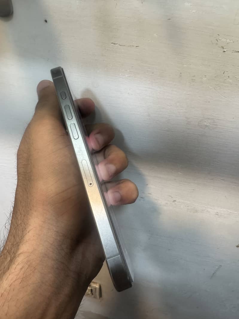 Iphone 15 pro 2