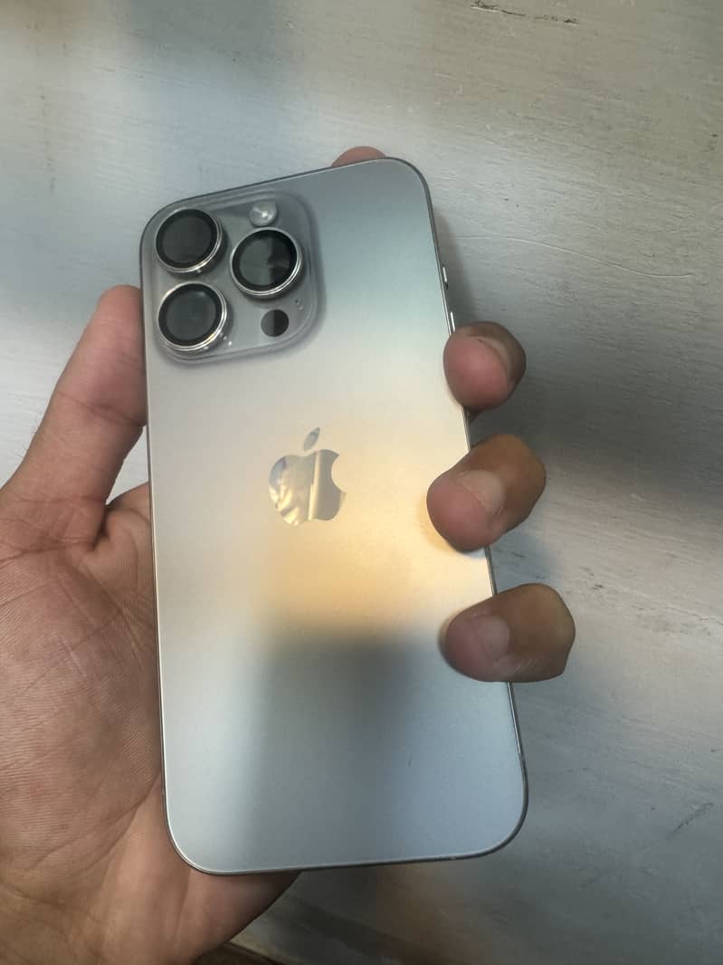 Iphone 15 pro 3