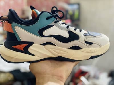 Men’s Sneakers breathable( size 42 )
