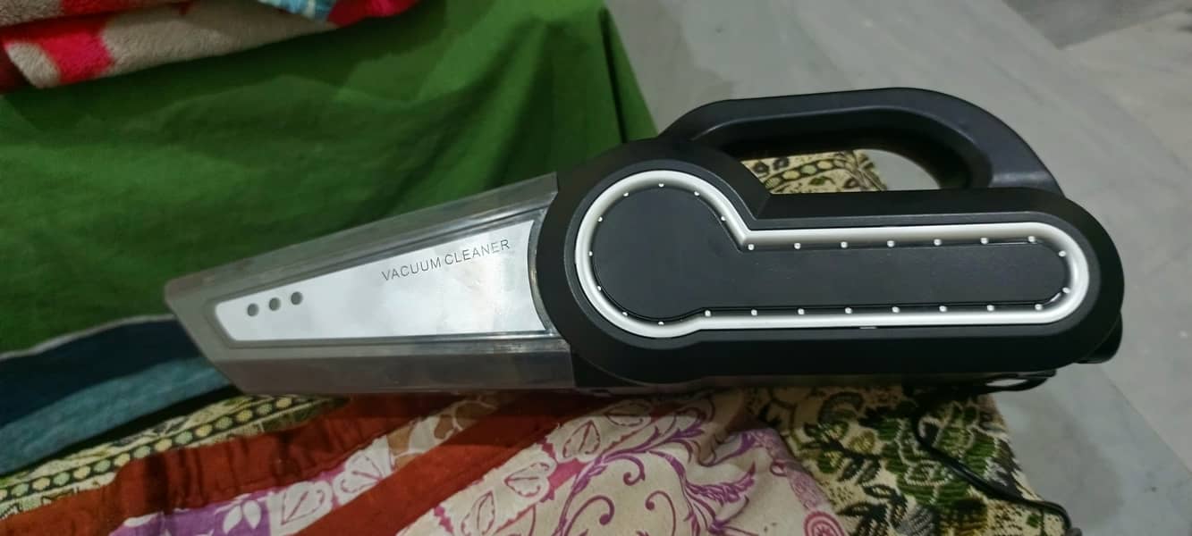 Vacuum cleaner 2