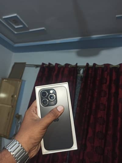 Iphone 15 pro JV 128gb with box 93 BH