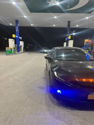 Honda Civic 1.8 oriel non ug