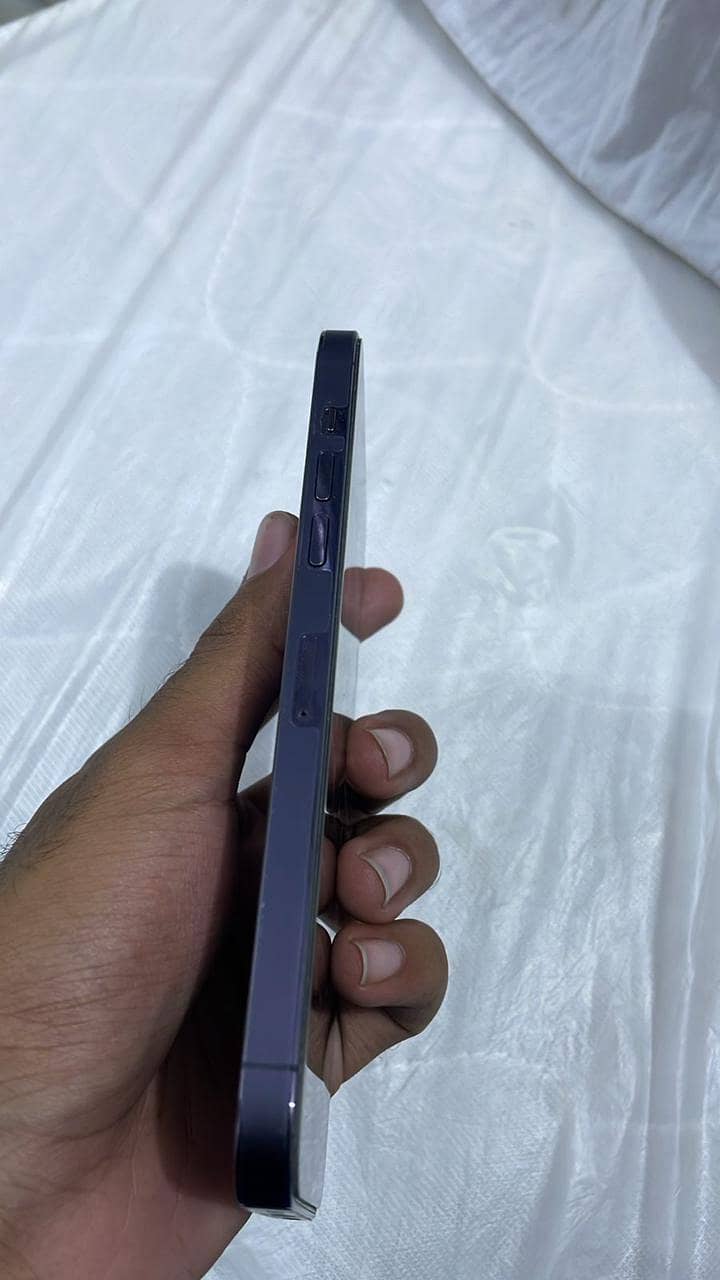 iphone 14 pro max 2