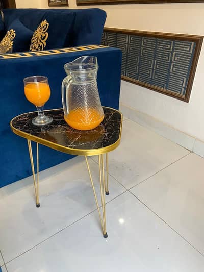 Gold Hairpin coffee table 18×15 Marble top