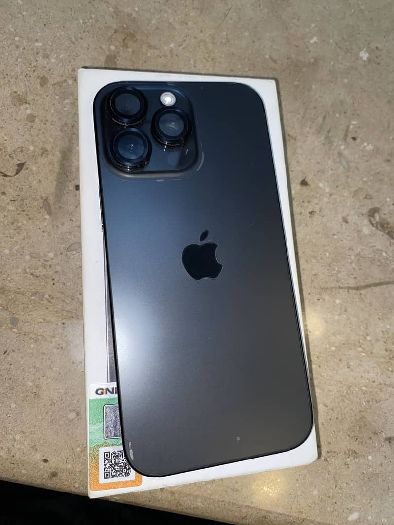 Iphone 16 pro max 8