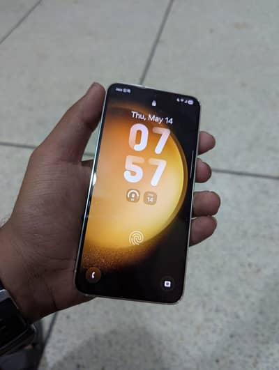 Samsung S23