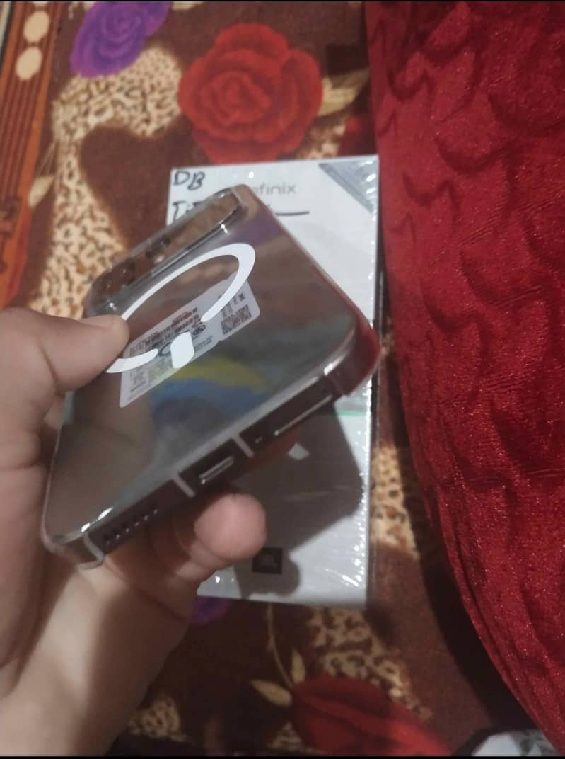 INFINIX NOTE 60 4