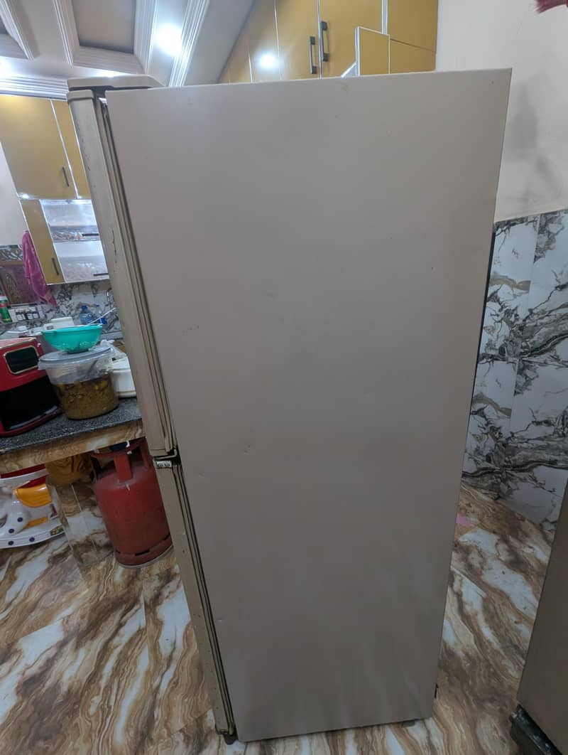 Dawlance fridge 1