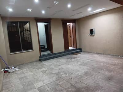 Double Storey 8.5 Marla House For Rent In Bahria Town Phase 8 - Abu Bakar Block Rawalpindi