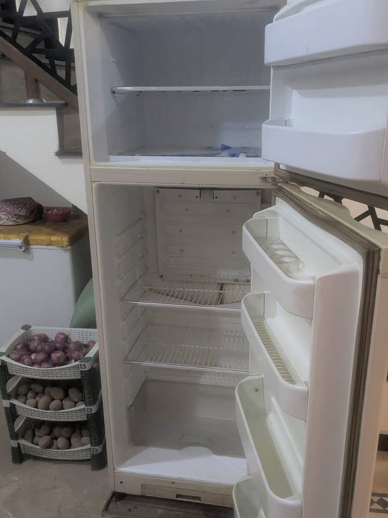 Refrigrator 1