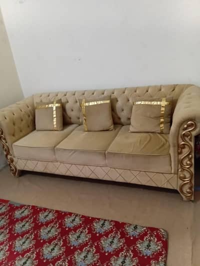 3 seater sofa and coffee table