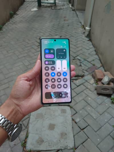 Tecno camon 40 . . . . 8+8gb. 256gb