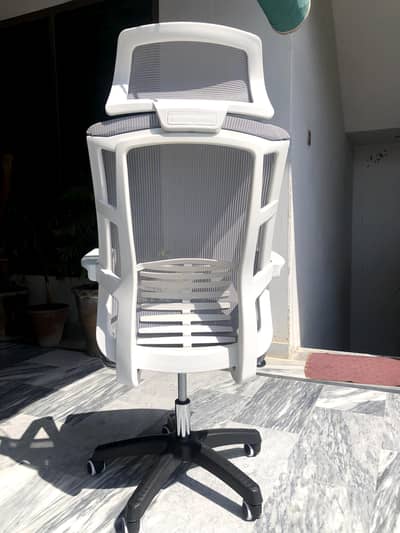Executive / Gaming Style Chair For Sale
