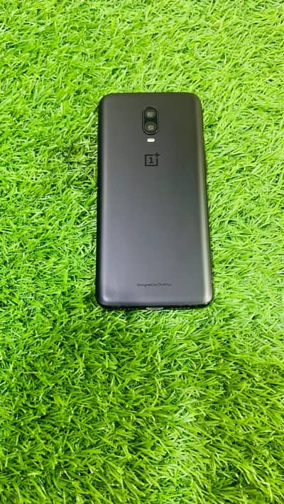 one plus 6t 8/128 PTA approved Tuch Minor crack but working 100% okay