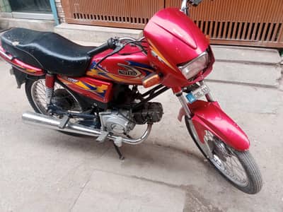 united 100 Good condition