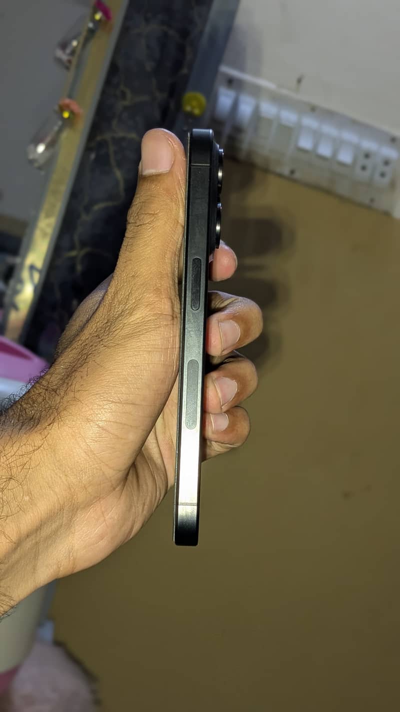 iPhone 15pro 3