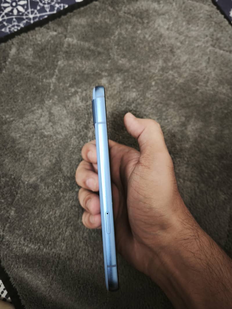Pixel 8a 4
