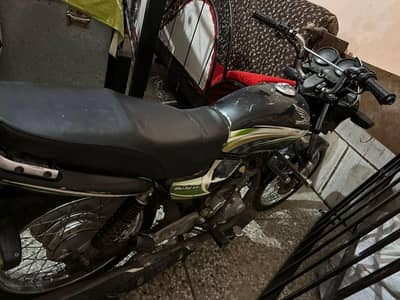 Honda deluxe bike is Good condition