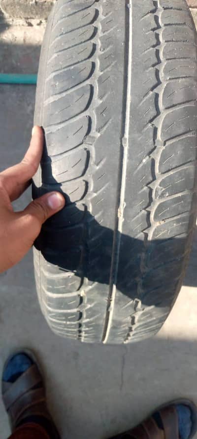 tyre Yokohama 195,65,R15 in good condition for sale