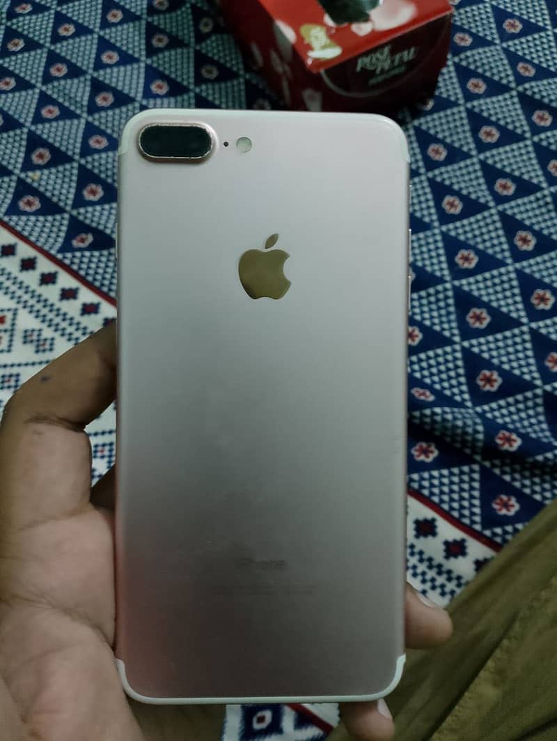 iPhone 7 plus 1