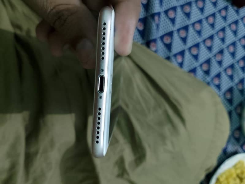 iPhone 7 plus 5