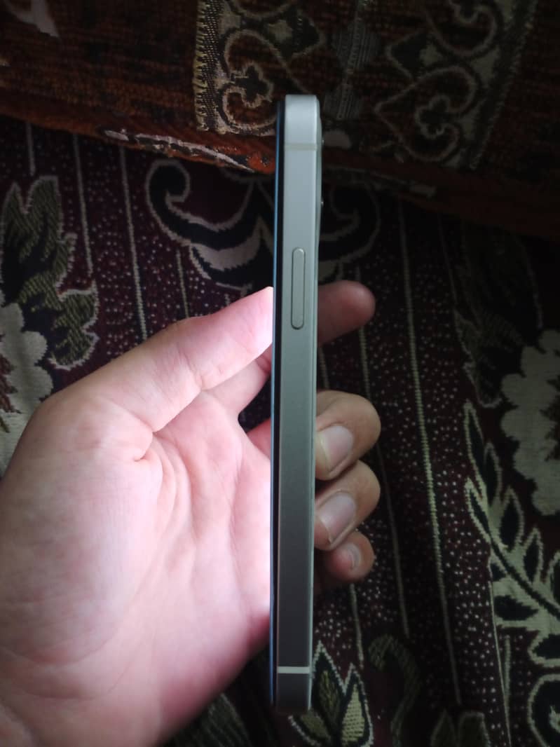 iphone 12 3