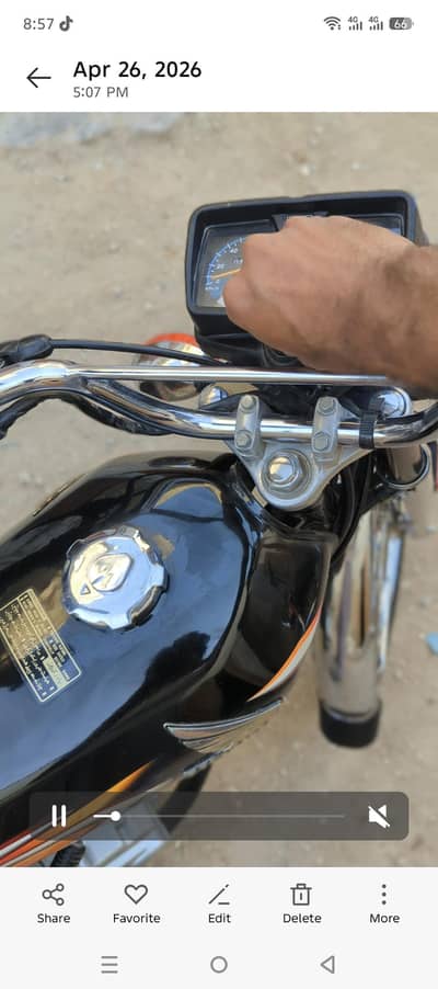 genuine condition 10 by 10 Shield engine bike ok hai
