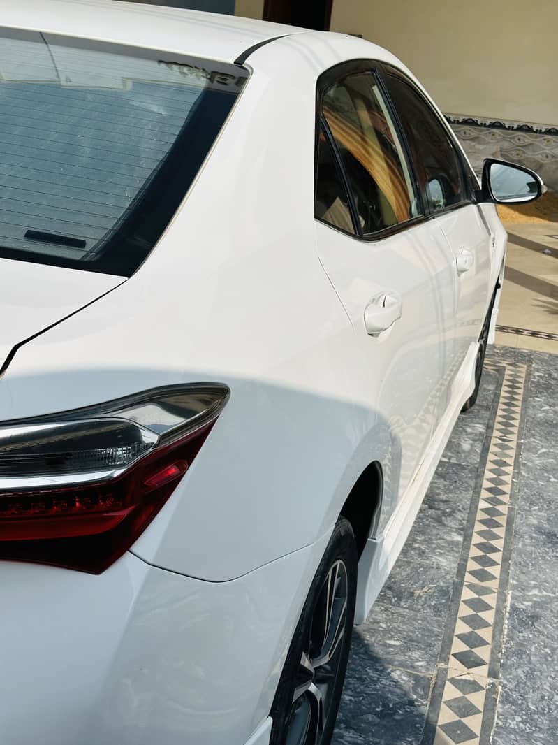 Corolla altis 6