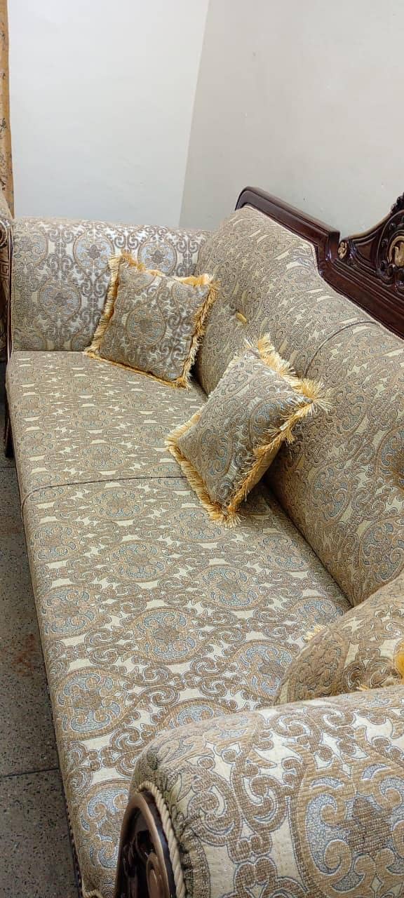 Royal Sofa Set 9