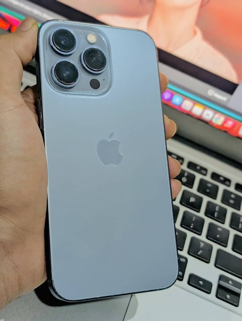 iPhone 13 Pro 3