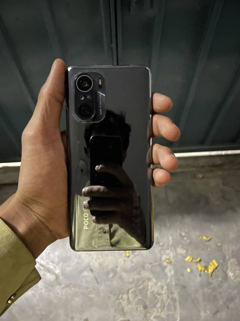 PocoF3 1
