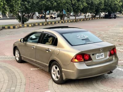 Honda Civic Vti Oriel Prismatic (UG)