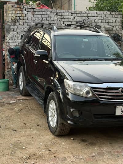 Toyota Fortuner 2013 Model – Up For Sale 