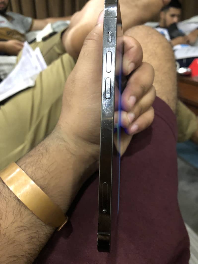 Iphone 12 pro 2