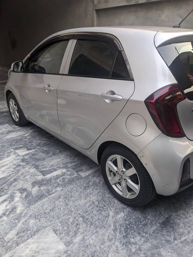 KIA PICANTO 4