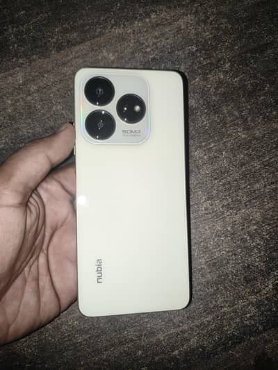 NUBIA V60 DESIGN 6/256 GB FOR SALE