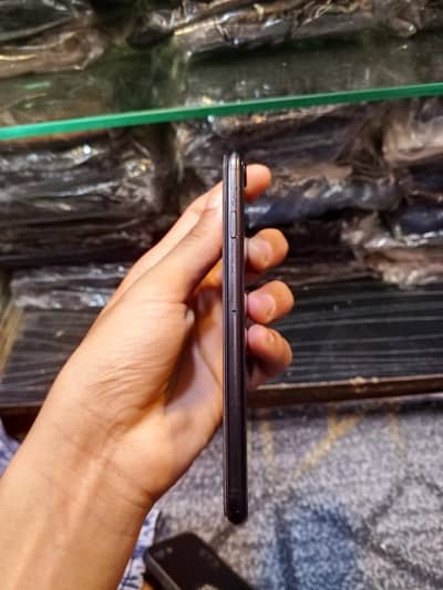 iPhone se urgent sale
