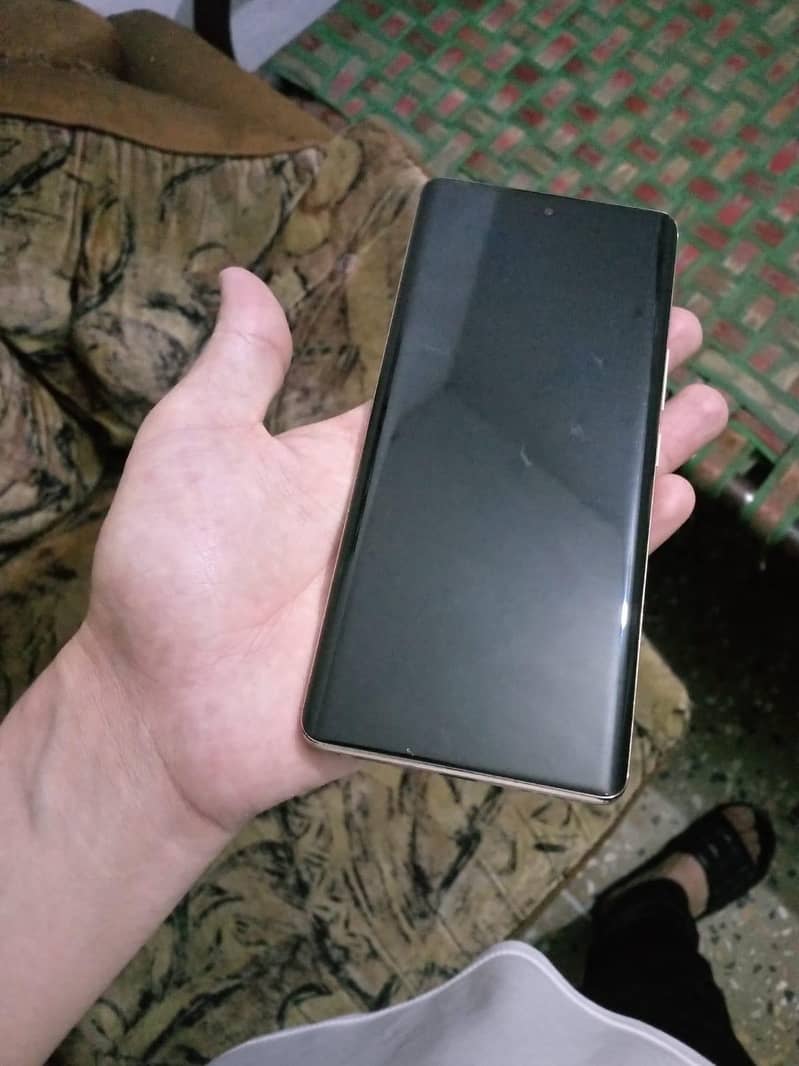 INFINIX ZERO 30 4