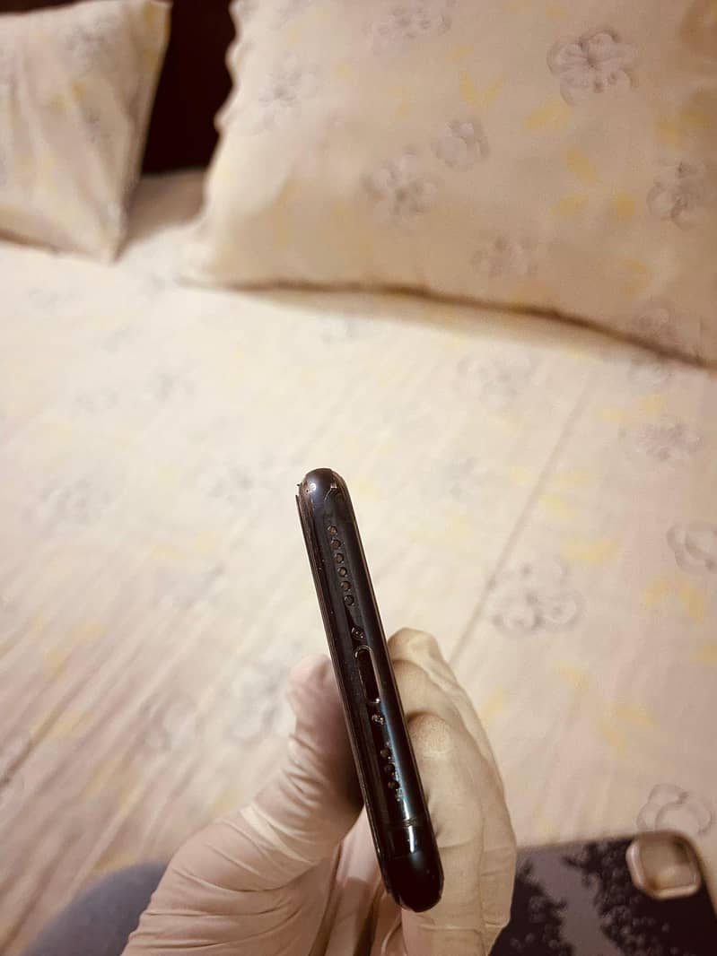 iPhone 11 pro 7