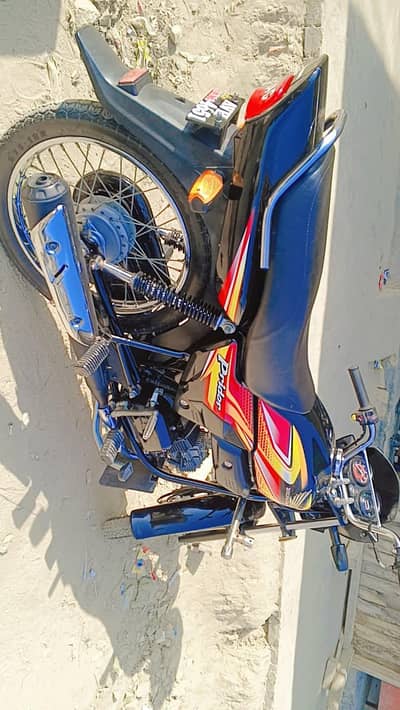 Honda Prider Black Color For sale