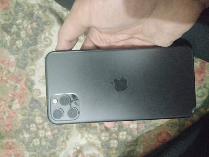 Iphone 11 pro max 1