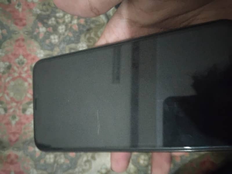 Iphone 11 pro max 6