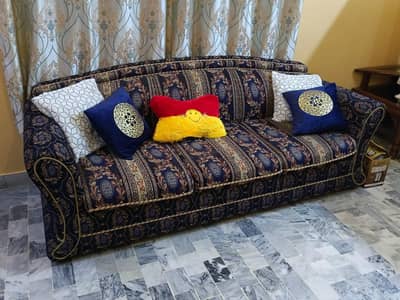 3 seater sofa good condition location garden West Karachi