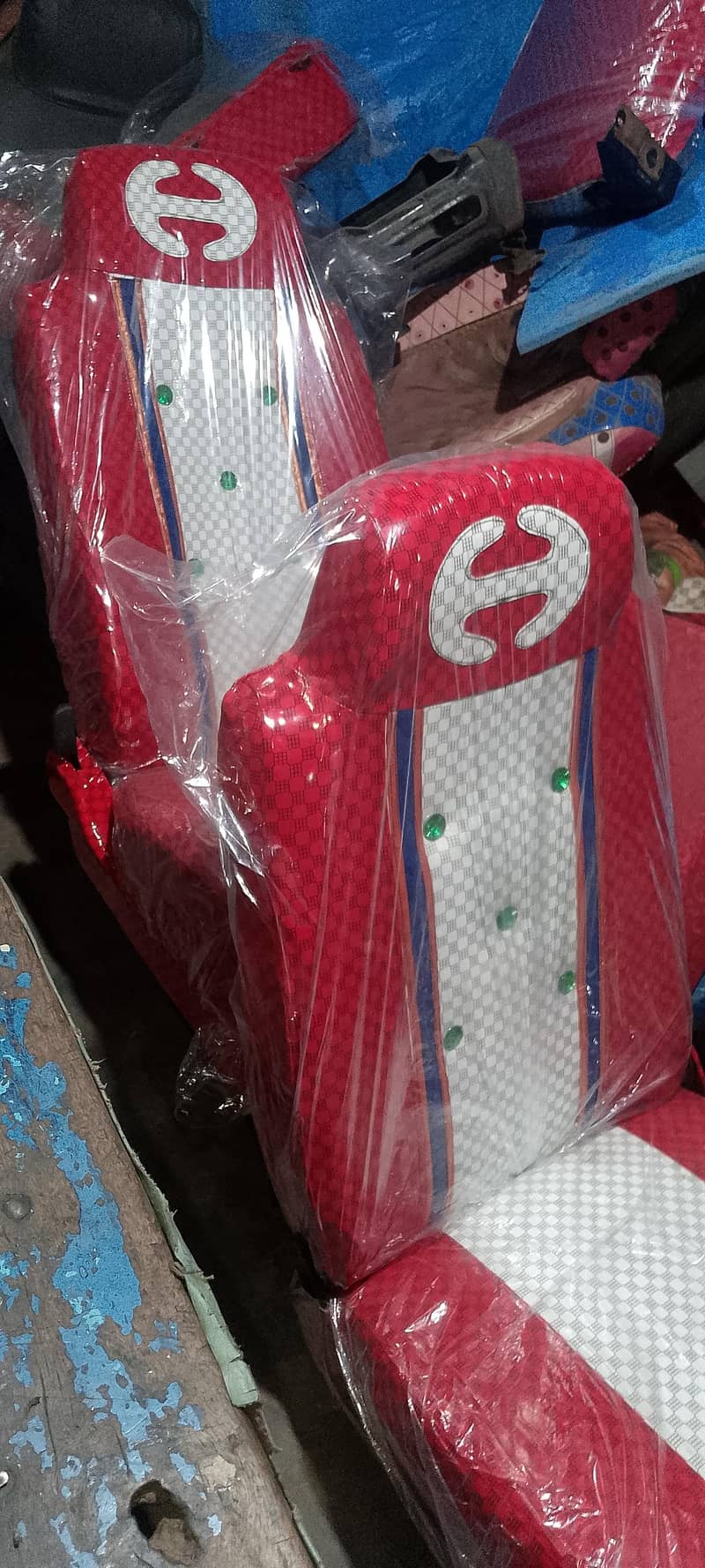 پوشش میکر 4