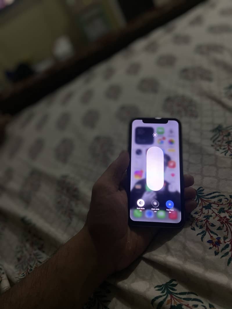 Iphone 11 10/10 6