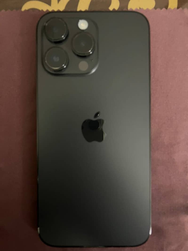 iPhone 14 Pro Max 2