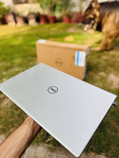 Dell Inspiron 15 5515 | AMD Ryzen 7 5700U | 8GB RAM | 512GB NVMe SSD